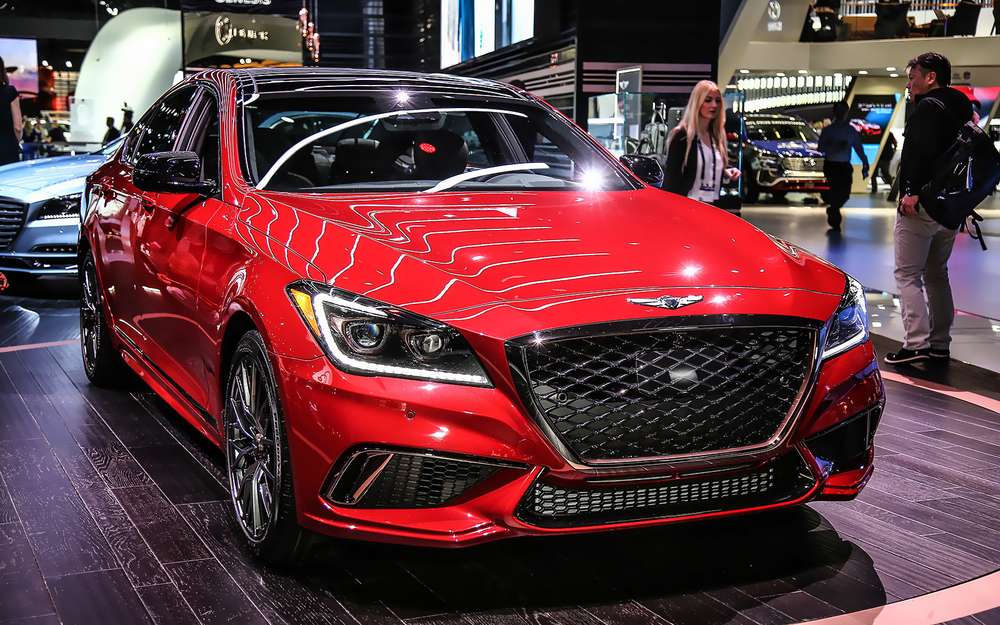 Дилери приймають замовлення на новачка