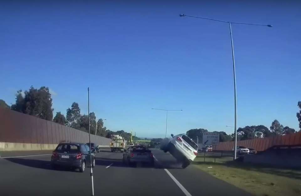 Навіщо корейцям знадобилися дві моделі в одному класі