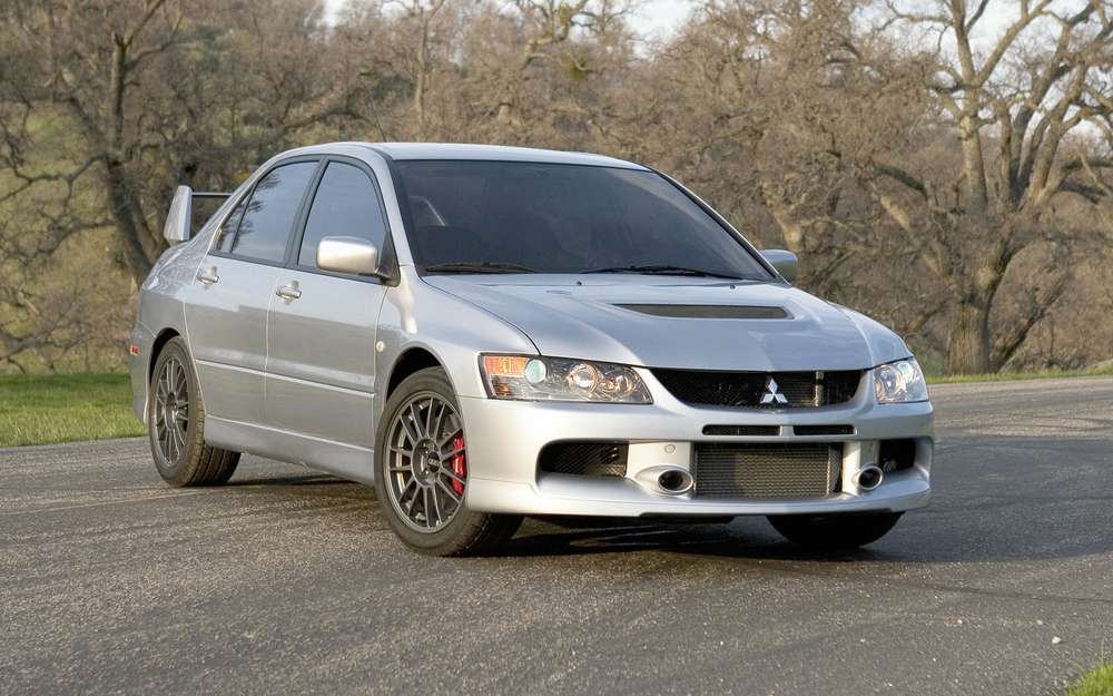 Власниці він на блакитному оці розповідав, що «справа складна і треба почекати»