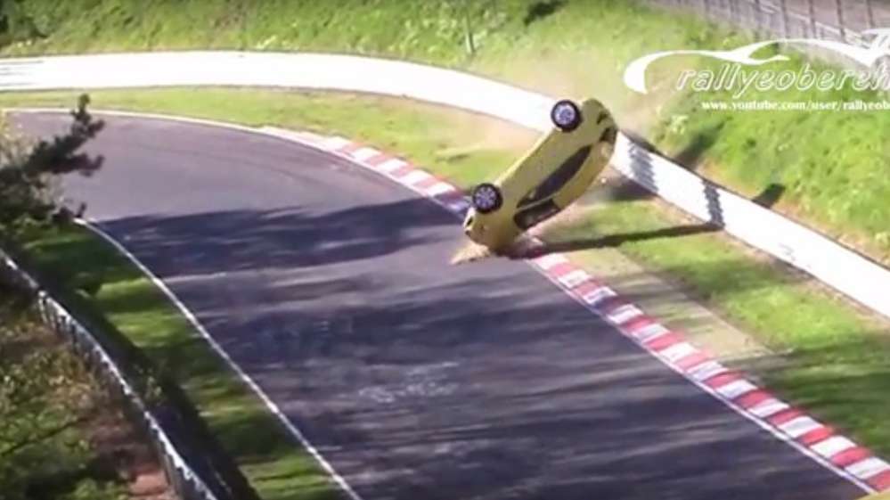 Втім, це той рідкісний випадок, коли власнику дісталася тотально не щастить машина: за короткий термін в ній виявилося більше 20 несправностей