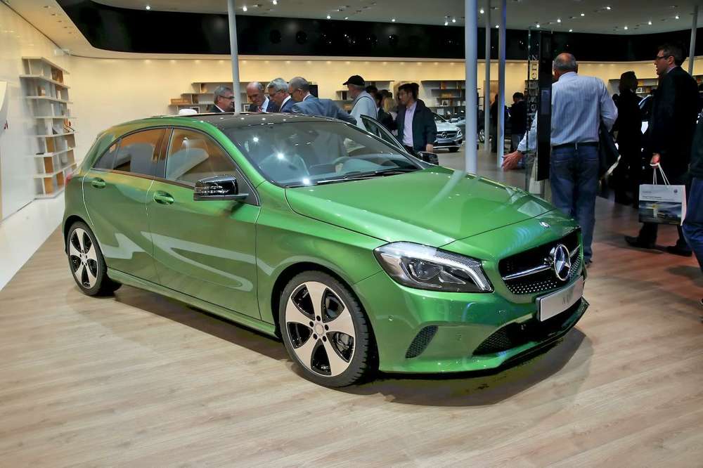 До речі, не заглядає він в майбутнє Golf GTI