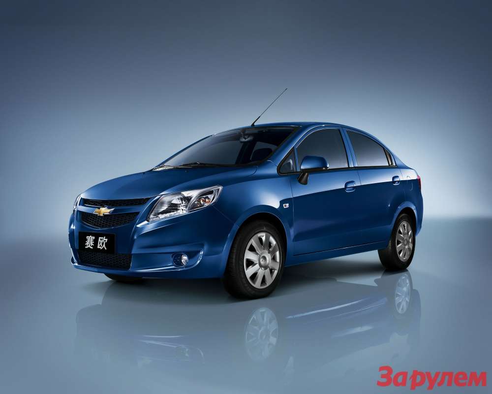 Седан і універсал Mercedes-Benz E-class показали в Детройті всі свої обновки, які дісталися їм після планового рестайлінгу