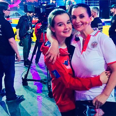 Катерина Стриженова з донькою Олександрою   Джерело фото:   Instagram