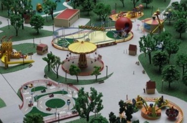 12 січня 2011, 16:58 Переглядів:   В оновленому парку з'являться сімейні каруселі