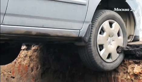 Постраждали 15 автомобілів, людських жертв немає