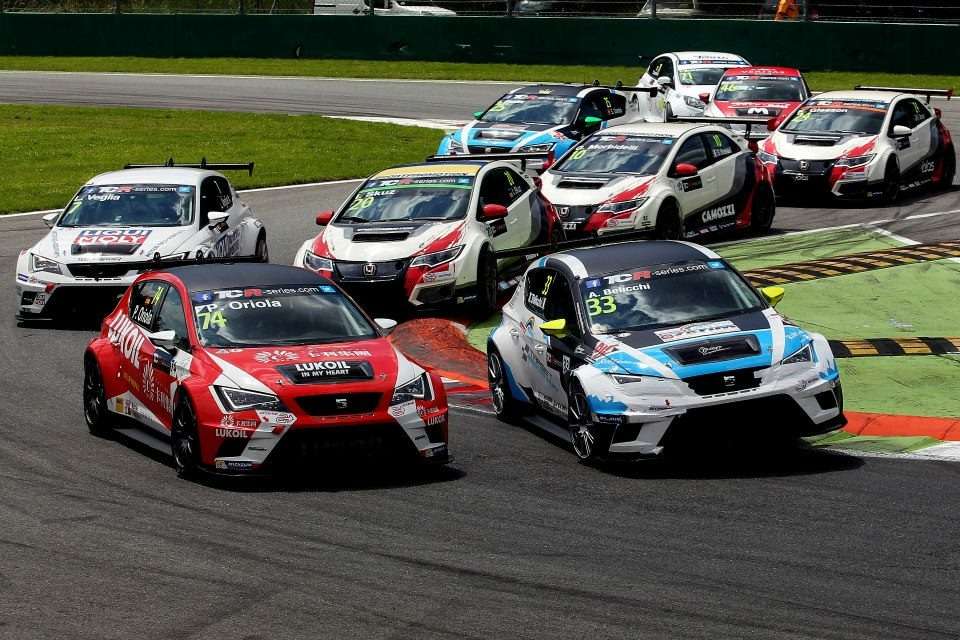 Великий гоночний уїк-енд в Сочі компактно вмістив 13 гонок чотирьох серій: РСКГ, SMP F4, MitJet і TCR Series, які показали, що росіяни готові боротися із зарубіжними суперниками на рівних