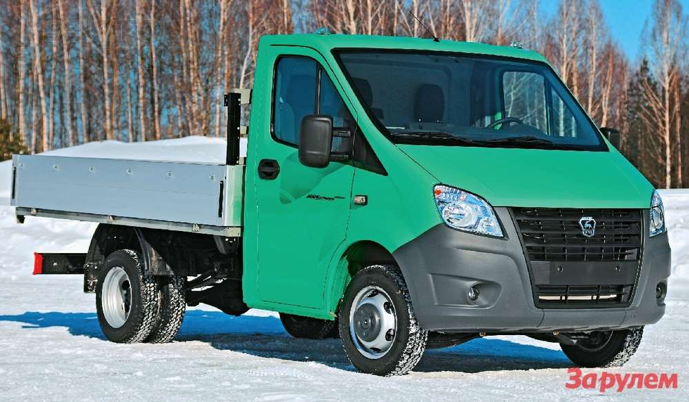 Конструктори «Некст» постаралися врахувати типові недоліки маршруток і створили абсолютно нову машину з просторовим каркасом, скроєним з труб прямокутного перетину