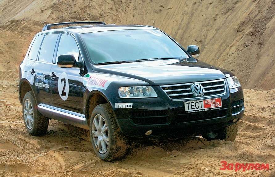 При цьому XC90 входить в десятку лідерів серед великих позашляховиків, обганяючи куди більш молодих конкурентів від «Ауді», БМВ і «Мерседес-Бенца»