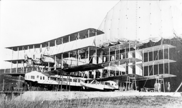 Цей плаваючий і літаючий апарат був побудований, щоб стати першим трансатлантичних лайнером в історії авіації