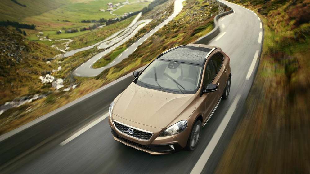 ) з'являться у моделей V40 Cross Country і S60, D2 (120) - у V40 Cross Country, а D3 (150) - у V60 Cross Country і XC60