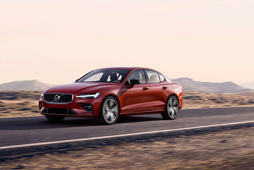 На російському ринку буде доступно шість комплектацій автомобіля