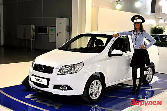 У пошуках автомобілів, які могли б порадувати покупця, що розташовує бюджетом в 400 тисяч рублів, доводиться вивчати різноманітні екзотичні варіанти