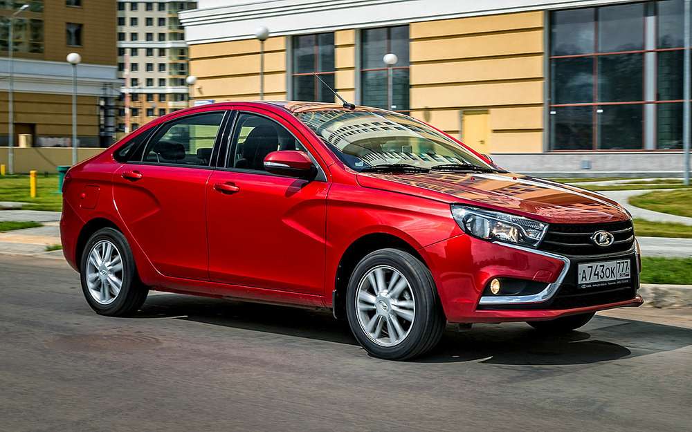 Компанія FAW оголосила про швидкий початок продажів на нашому ринку кросовера D60, який вперше показали ще в минулому році на Московському міжнародному автосалоні