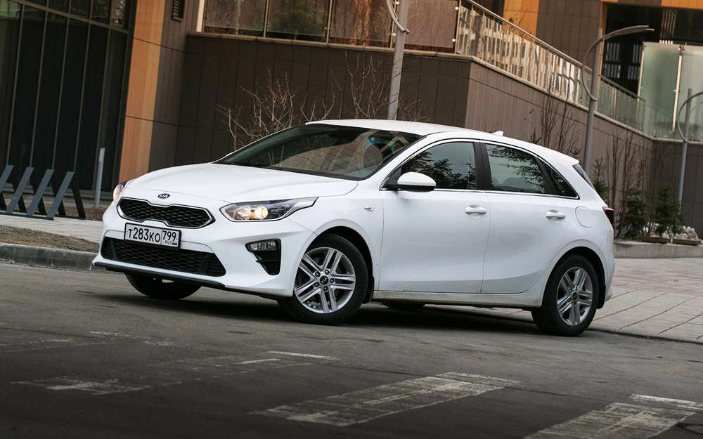 Але не треба думати, що корейські топ-моделі нічим не відрізняються один від одного: різниця є, і, як з'ясували експерти «За кермом», вельми відчутна