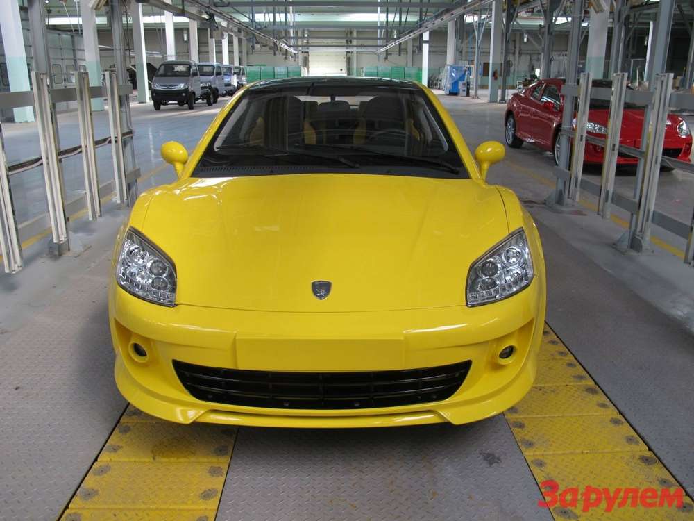 Головною причиною банкрутства називають те, що створена на базі заводу компанія «Ейч ти авто» так і не змогла відновити випуск автомобілів