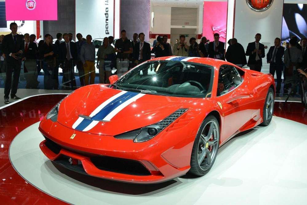 Volkswagen NFZ представив у Франкфурті ще одну ідею в області міського комерційного транспорту - електроприводних фургон e-load up