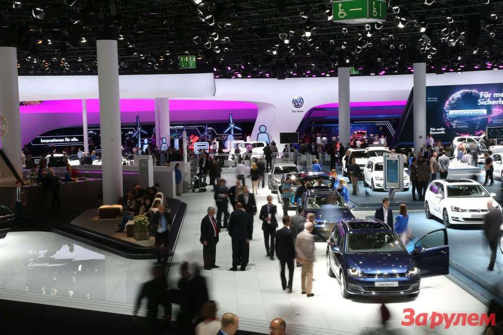 Концепт Audi Sport Quattro, показаний у Франкфурті, випереджає майбутню серійну модель, яка займе в лінійці марки місце флагмана, розташувавшись над Audi R8