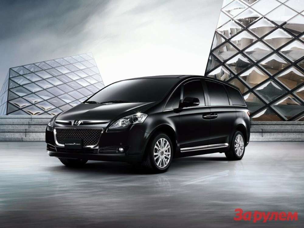 Разом з автомобілем, який повинен зміцнити позиції «Міцуї» в сегменті бюджетних авто, компанія показала повністю електричний хетчбек CA-MiEV