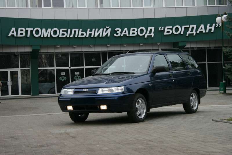 Про це повідомив директор із зовнішніх зв'язків російського автозаводу Ігор Буренков