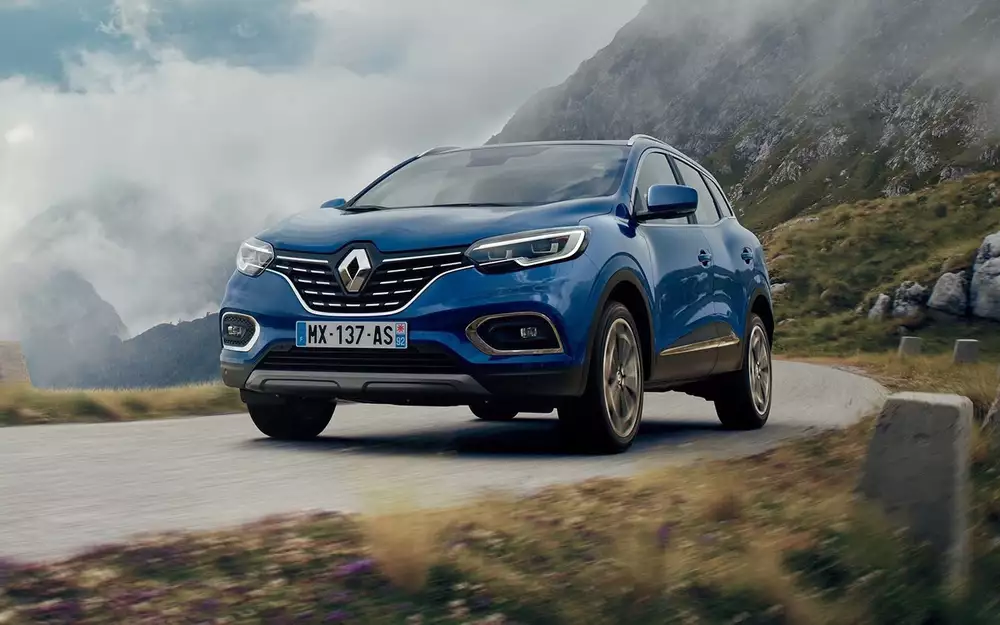 Через витік в Мережі виявилися зображення седана BMW 3-ї серії нового покоління до його офіційної прем'єри