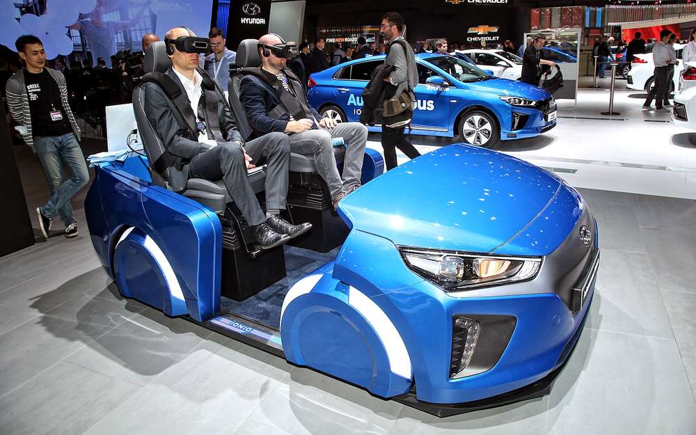 У режимі онлайн з Шанхая представляємо найважливіші прем'єри найбільшого в світі автосалону - Auto Shanghai 2017