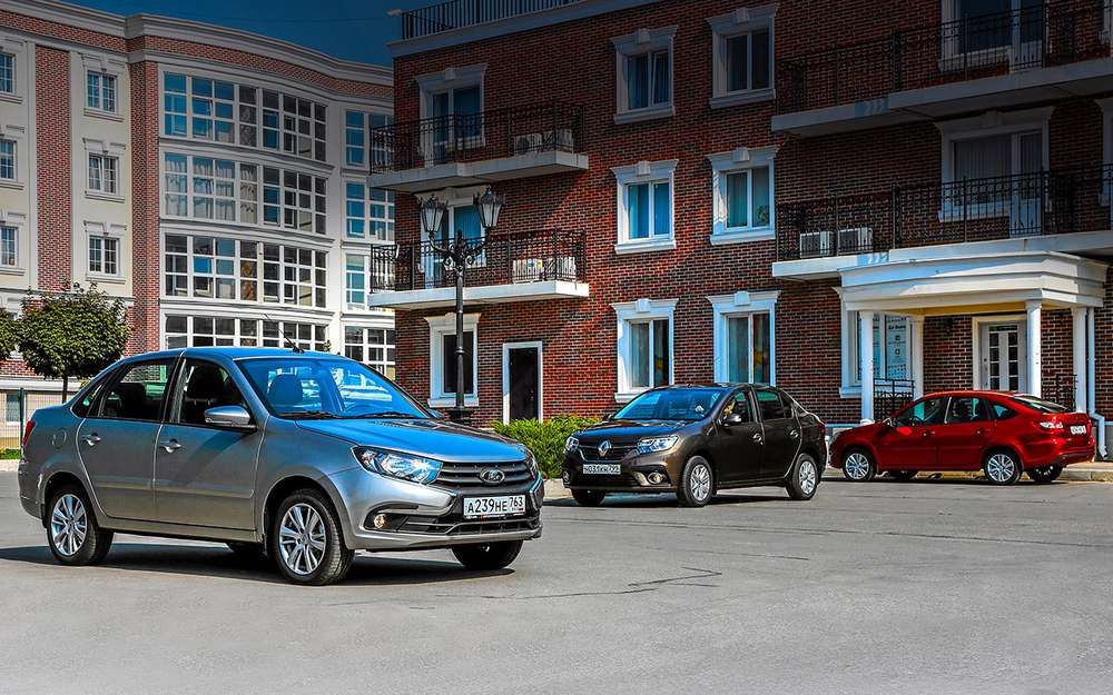 Редакційний седан Nissan Almera піддали розбирання, щоб відповісти на головне для всіх власників питання: чи варто продавати автомобіль на Логановський платформі з пробігом понад 120 000 км, або на ньому ще можна поїздити