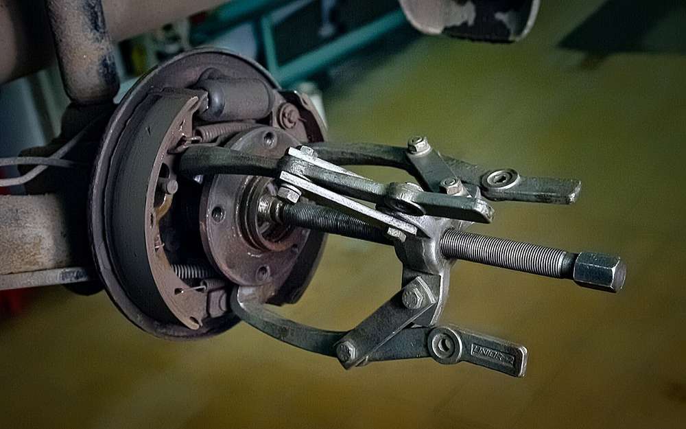 Розповідаємо про нюанси обох пропозицій