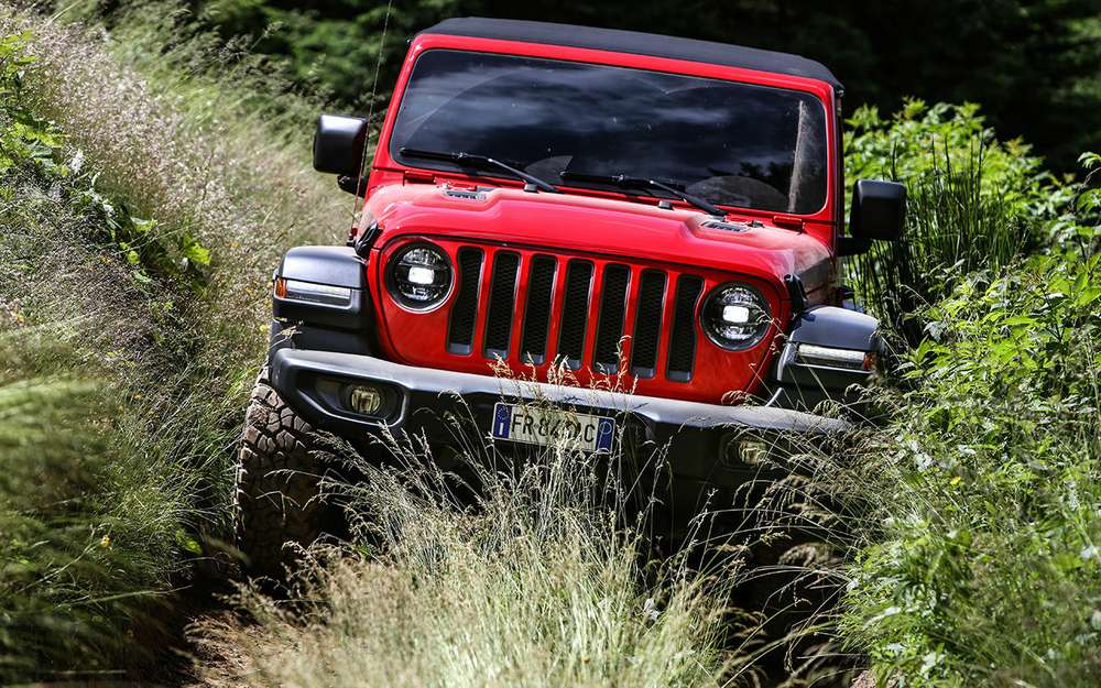 Автор «За кермом» протестував дві з них - Sahara і Rubicon