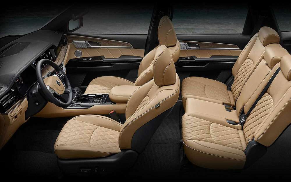 Перш ніж почнуться продажі кросовера, його виробництво повинно бути налагоджено на заводі «Автотор»