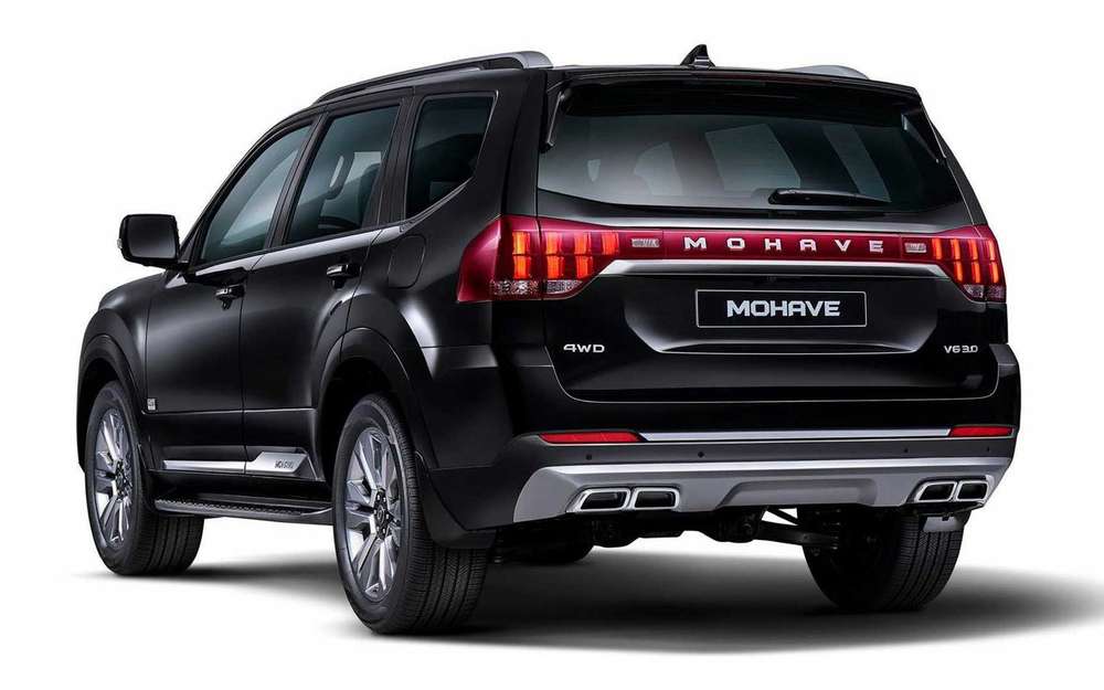 Вертикальні лінії змінилися горизонтальними: у моделі 2020 року багато спільного з новим K900