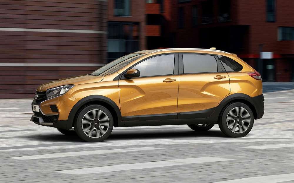 Давайте розберемо основні плюси «позашляхового» Іксрея і знайдемо головні недоліки, щоб зважити всі «за» і «проти» його покупки