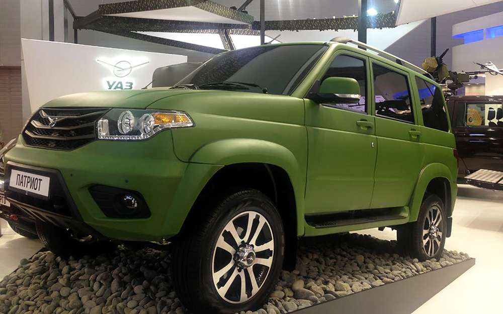 До пам'ятної дати завод підготував спецверсію позашляховика