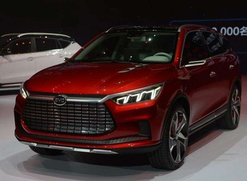 Його, як і Династію, намалював екс-головний дизайнер Audi Вольфганг Еггер