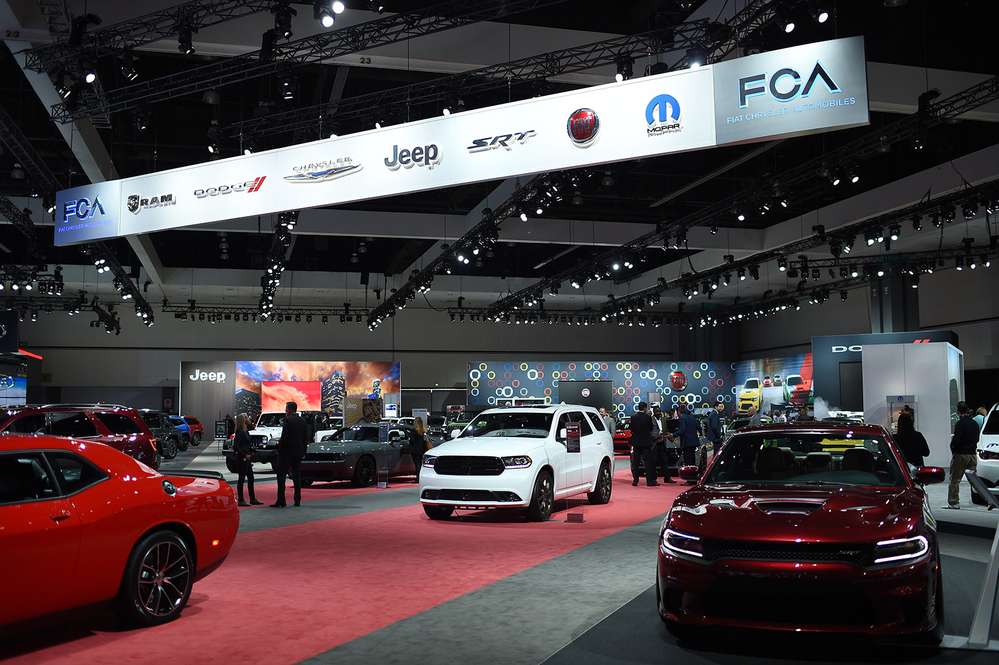 Росіяни стали частіше купувати дорогі автомобілі сегмента лакшері з пробігом, ціни на які не кусаються