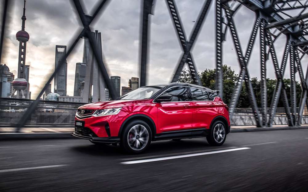 Компанія Volvo спільно з Geely розробила фастбек Polestar 2, який складе конкуренцію Tesla Model 3