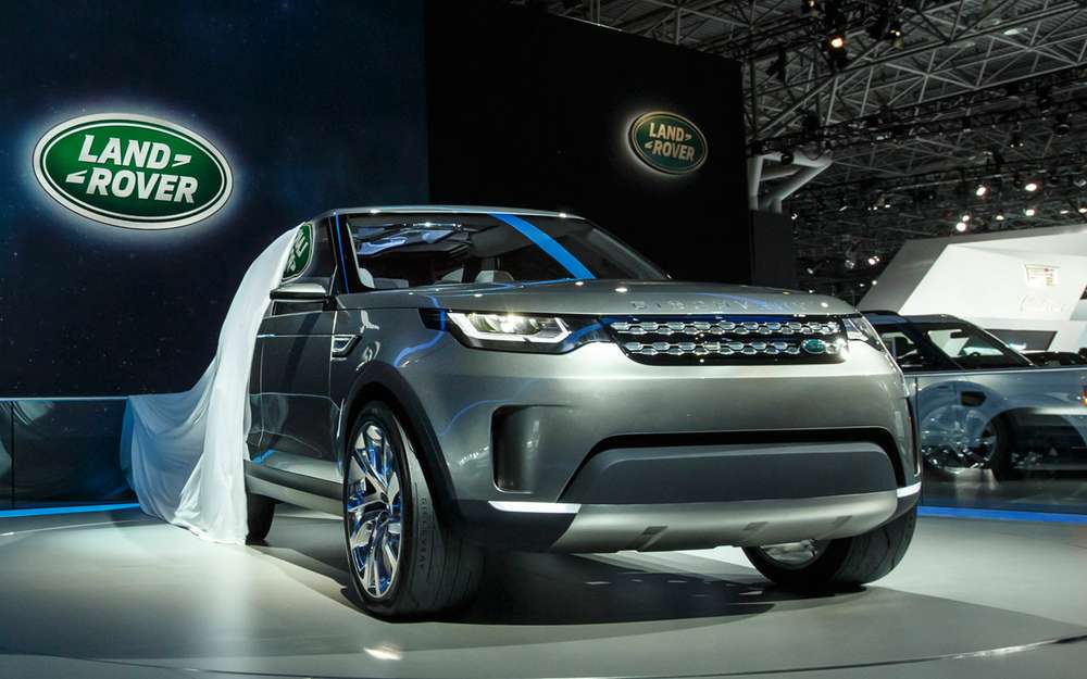 Defender завершив свої випробування в Кенії, в честь чого Land Rover випустив відео, присвячене новому поколінню позашляховика