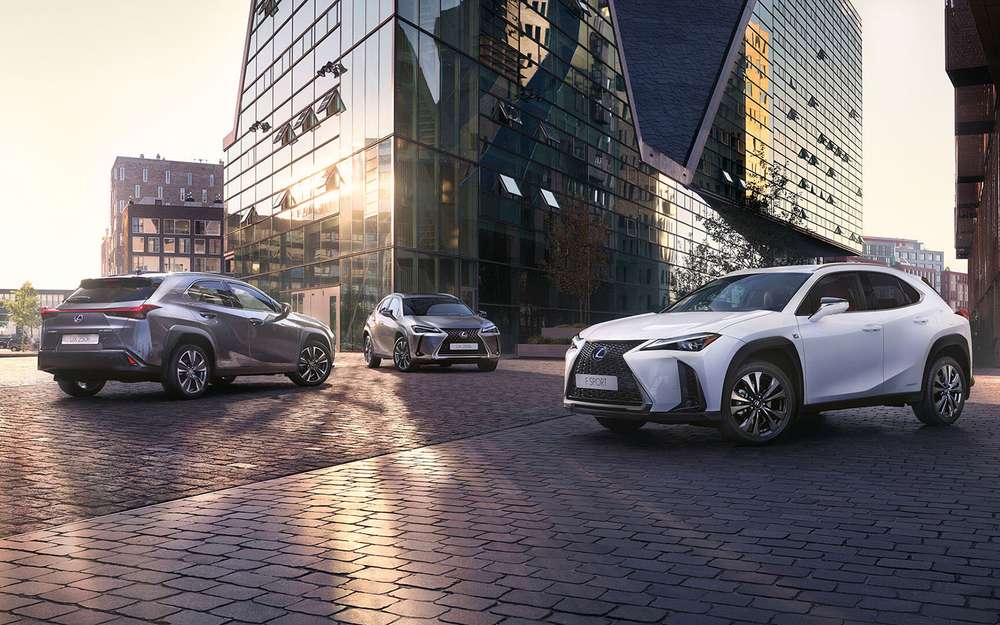 Встановлені в цих машинах подушки безпеки Takata здатні вбити осколками тих, кого повинні, навпаки, врятувати