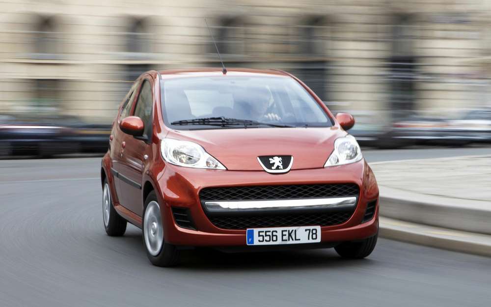 Всього оголошені дві сервісні кампанії, під які потрапили автомобілі Citroen і Peugeot