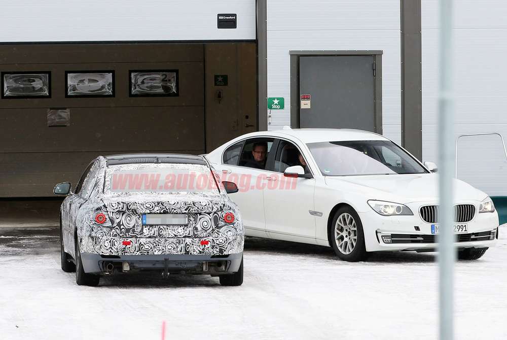 Прем'єра новинки в варіанті, готовому до масового виробництва, відбудеться на автосалоні у Франкфурті