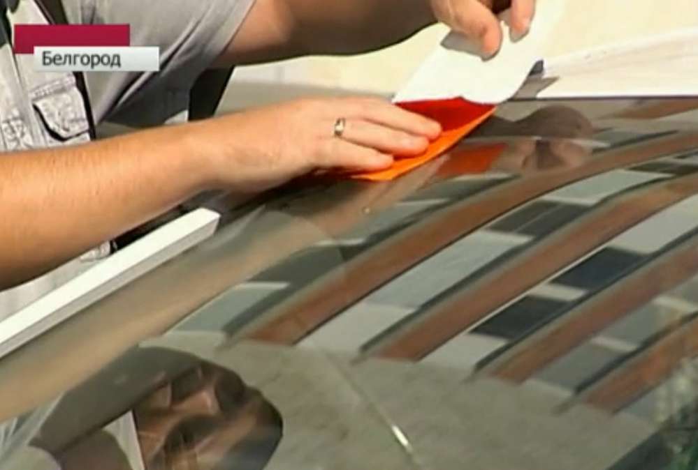 Визначено місця для цих цілей на вулицях міста, а також сума плати за годину стоянки для різних видів транспорту