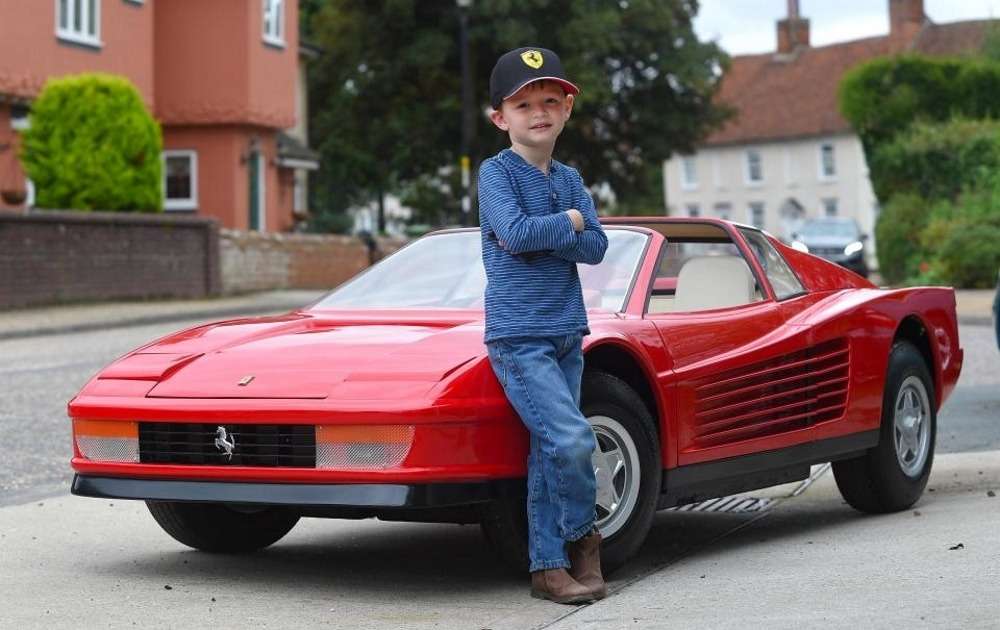 У модельному ряду Ferrari він прийде на зміну моделі California T