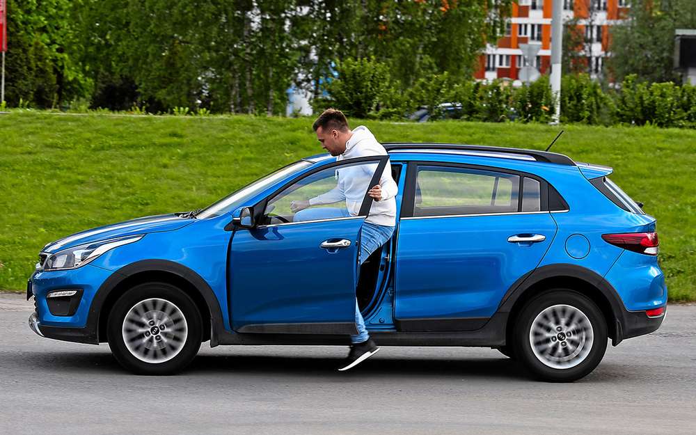 Одну з машин з таким роботом «За кермом» вдалося отримати для знайомства