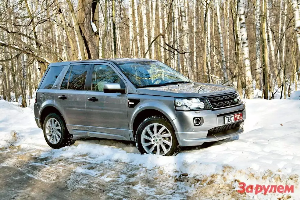 Здійснити цей подвиг взялися автожурналісти на автомобілях Volvo зразка 2014 року