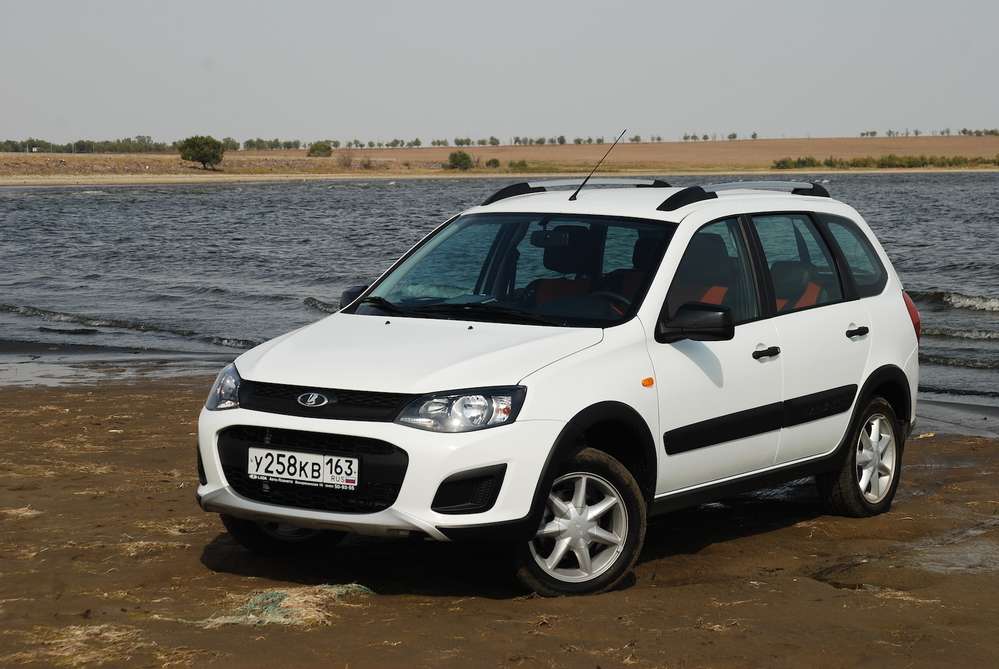 Так чому б не порівняти його зі звичайним універсалом ВАЗ-2194