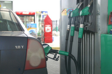 26 квітня 2011, 13:07 Переглядів:   У Росії спостерігається дефіцит бензину