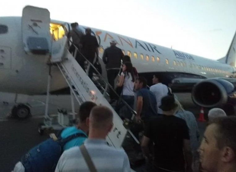 Читайте також:  Українські туристи застрягли в Італії