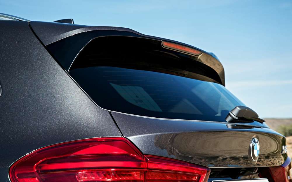 І кожен зачіпає різні струни душі