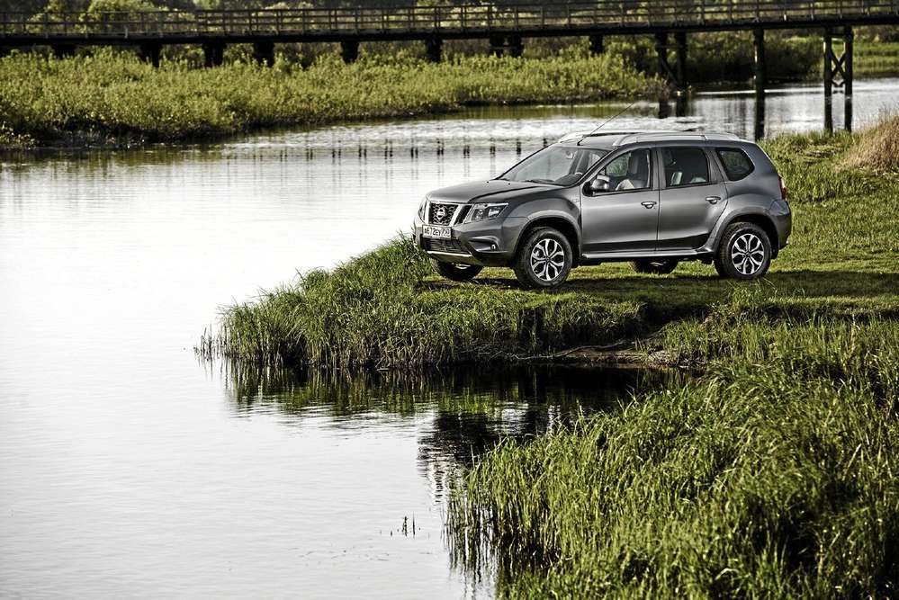 Зустрічаємо Renault Kaptur по одягу і проводжаємо до конкурентам