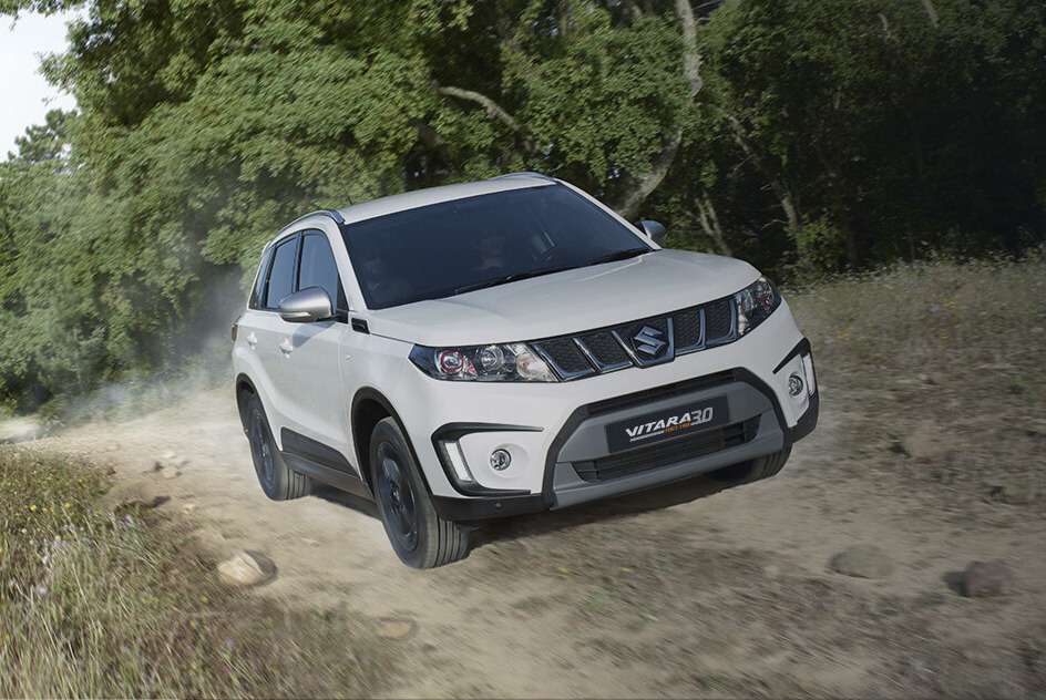 Автомобіль отримав підретушовані зовнішність і більш якісний інтер'єр