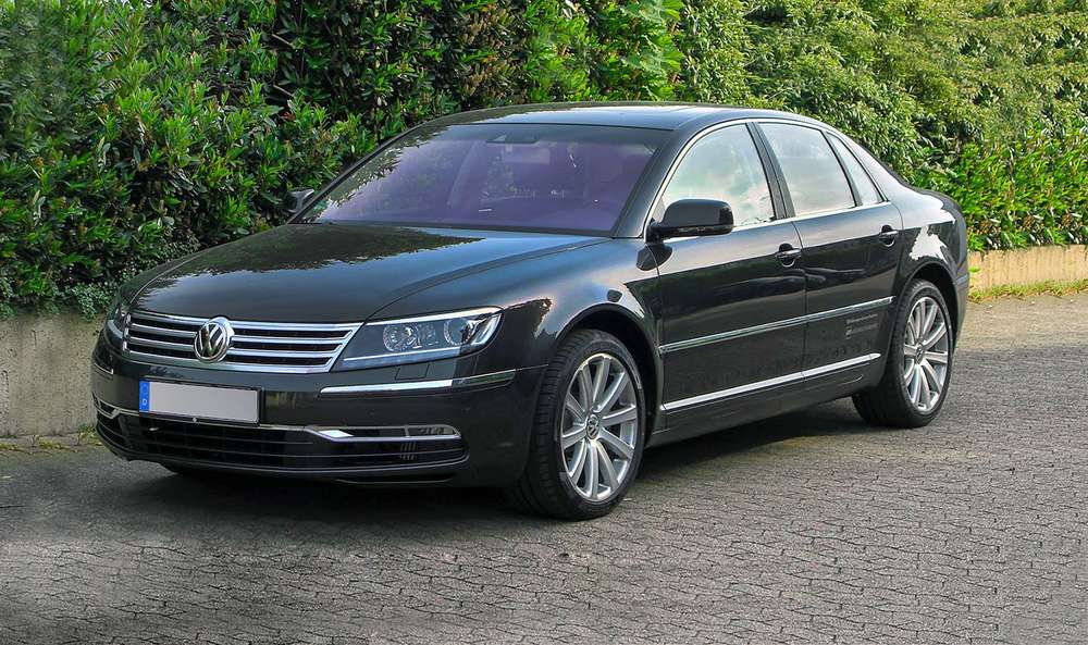 Саме тому компанія випустила невеликий апгрейд моделі, призначений виключно для китайського ринку